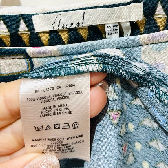 FLOREAT Anthropologie Teal Cold Shoulder Tribal Print Dress Elastic Waist 10P - Picture 7 of 7